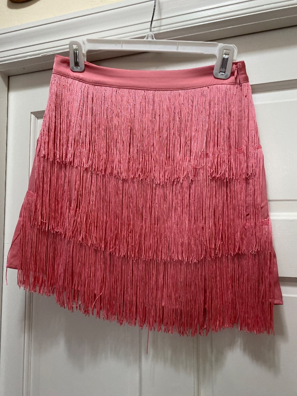Strut & bolt pink coral tiered fringe skirt sz small